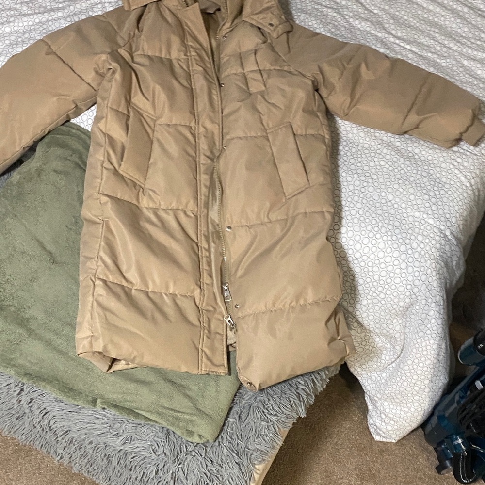 Women's Tan Puffer Jacket
